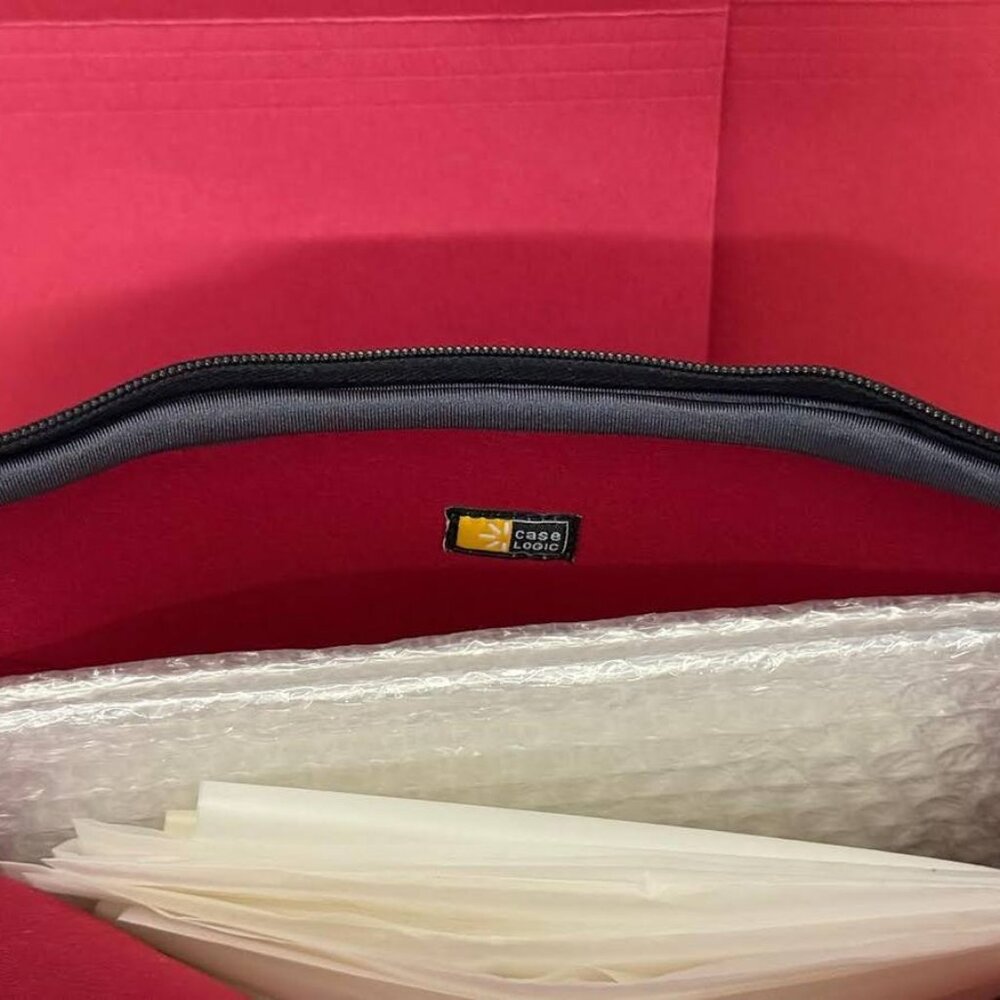 Case Logic Soft Fabric Protective Briefcase (For … - image 3